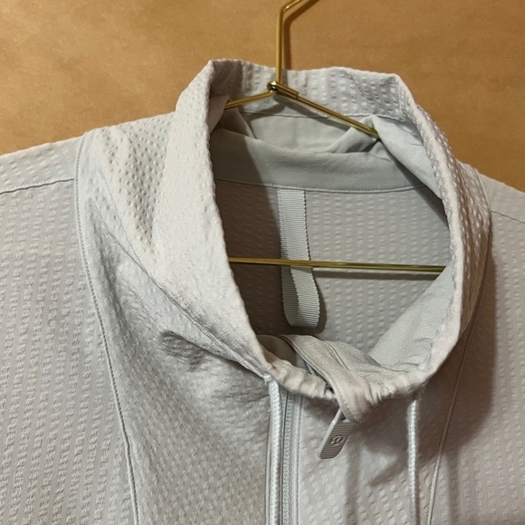 Lululemon | Pack Light Pullover *Packable Half Zip Sweatshirt Ocean Air Size 4 - Picture 5 of 14